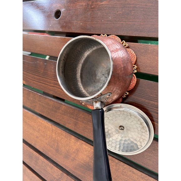 Carbella Vintage Hammered Copper Pot with Lid Made in Germany - Picture 3 of 5